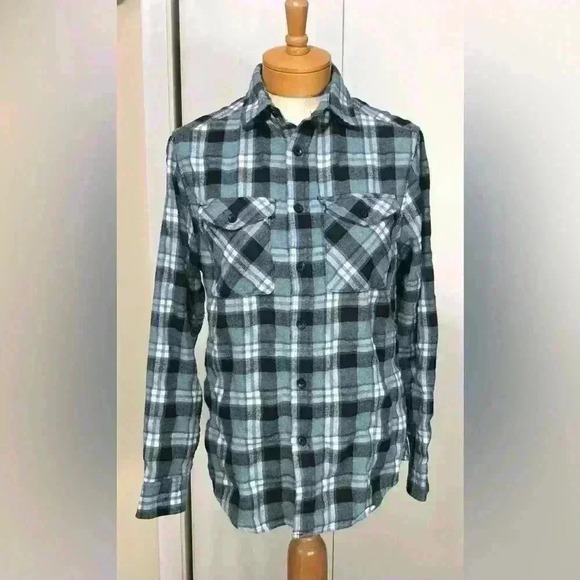 Free Planet Women Junior Blue Black Long Sleeve Plaid Button Up Flannel Small - Picture 1 of 9